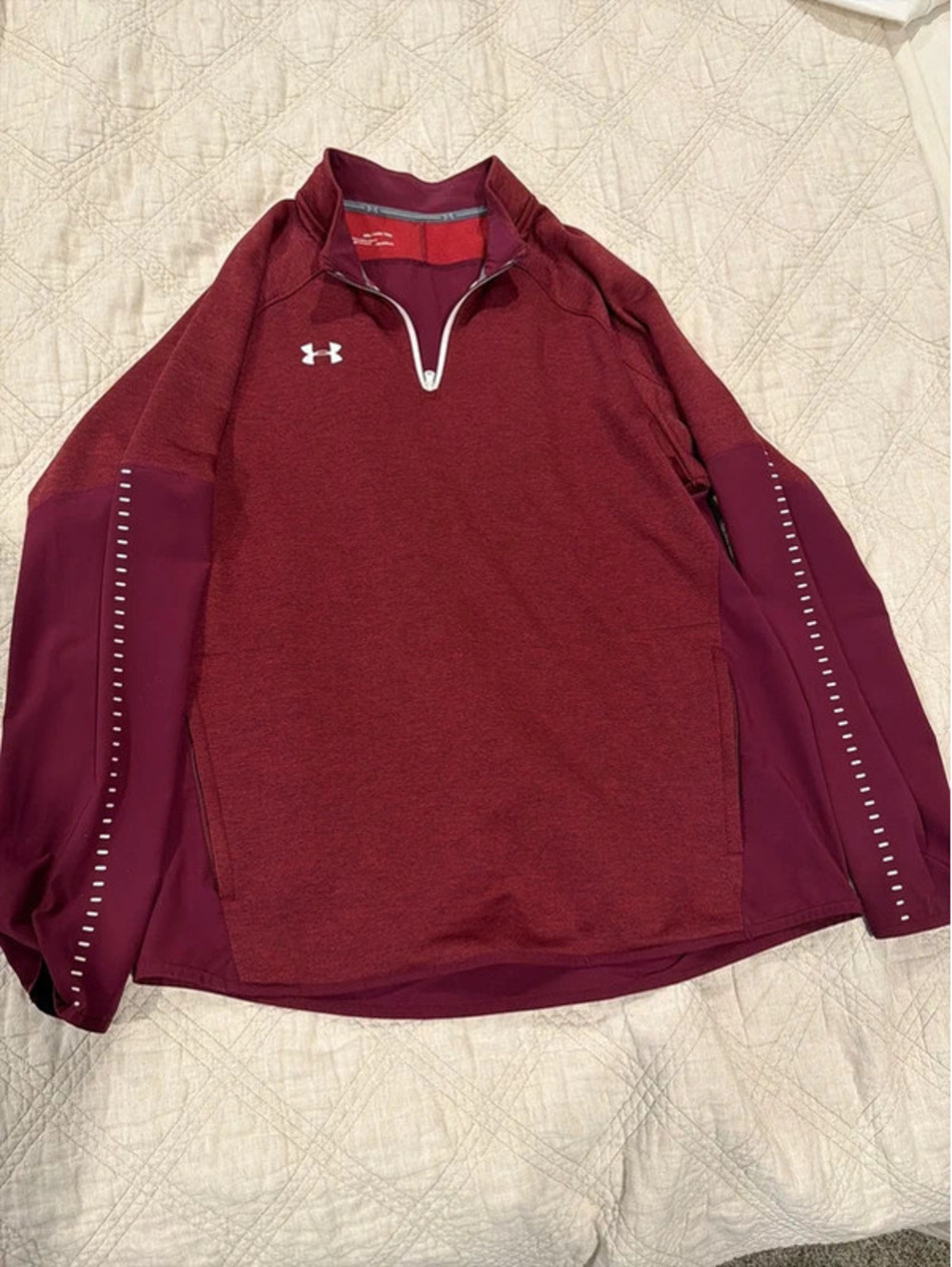 Under Burgundy 1/4 zip Long Sleeve with pockets